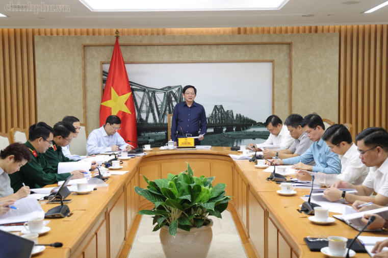 Phó Thủ tướng Hồ Quốc Dũng: Xây dựng kịch bản cụ thể, chủ động ứng phó từng loại hình thiên tai
